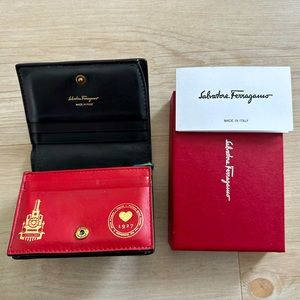 STUNNING; UNIQUE: EDITION